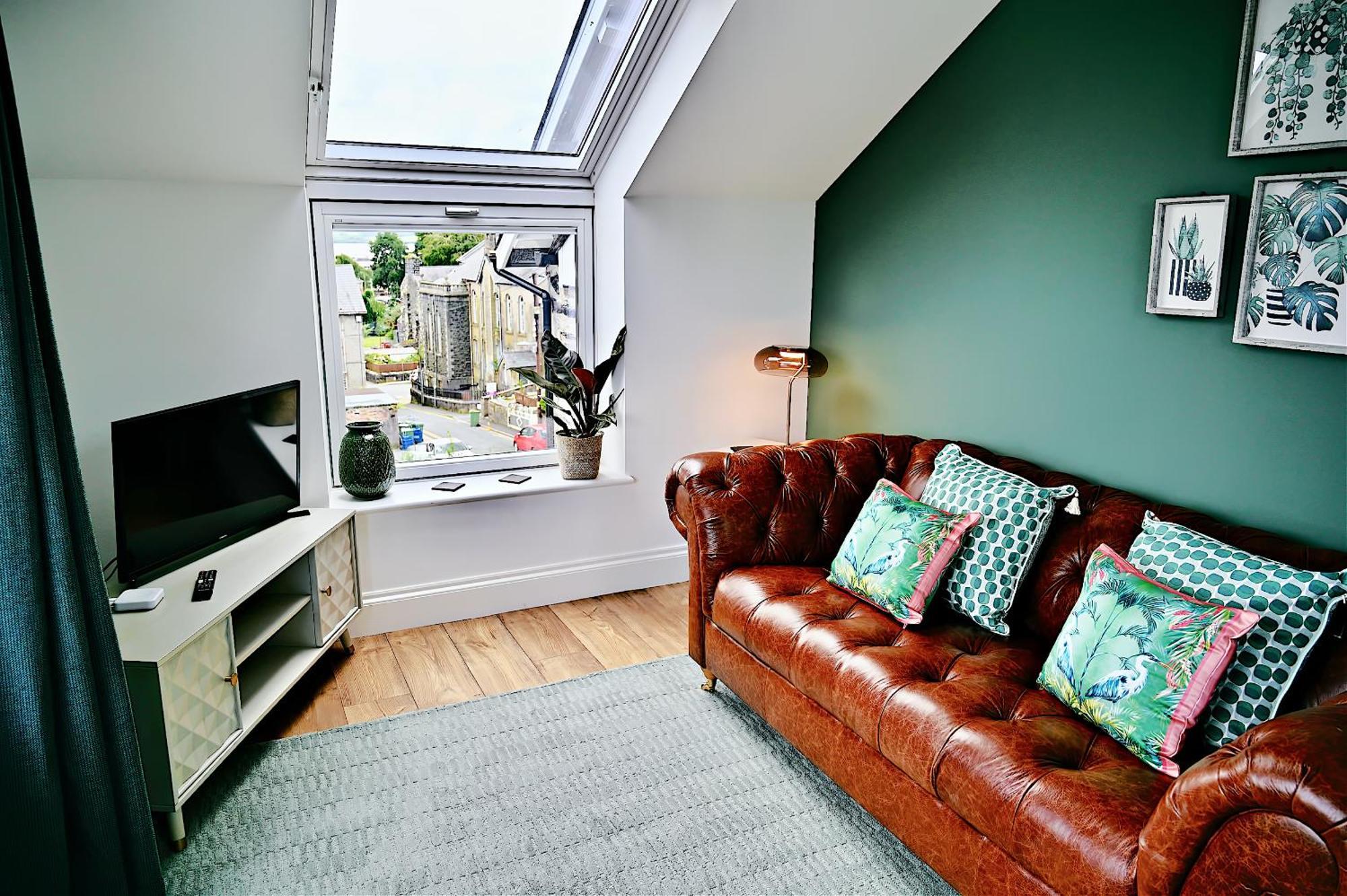 Porthmadog, Sleeps 11, 5 Bedrooms, 5 Bathrooms, Mountain Views Экстерьер фото