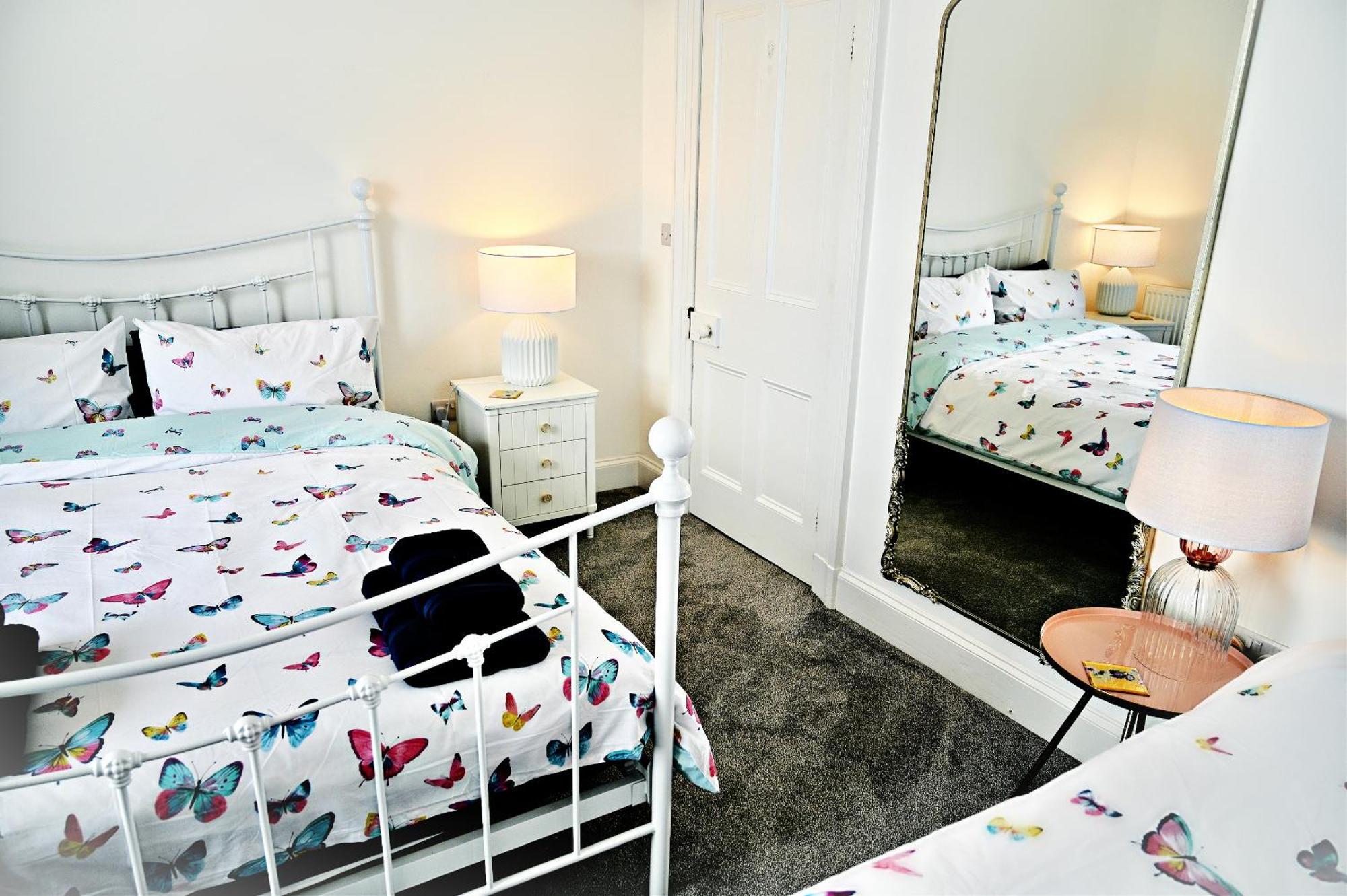 Porthmadog, Sleeps 11, 5 Bedrooms, 5 Bathrooms, Mountain Views Экстерьер фото